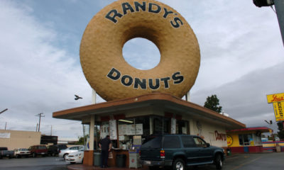 Randy's donuts in inglewood